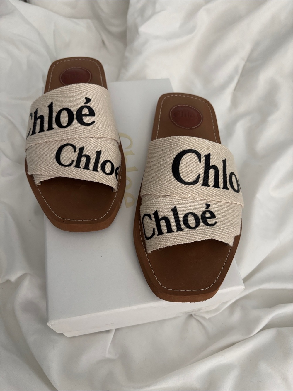 CHLOE WOODY Women's Beige Canvas Logo Slide Sandals